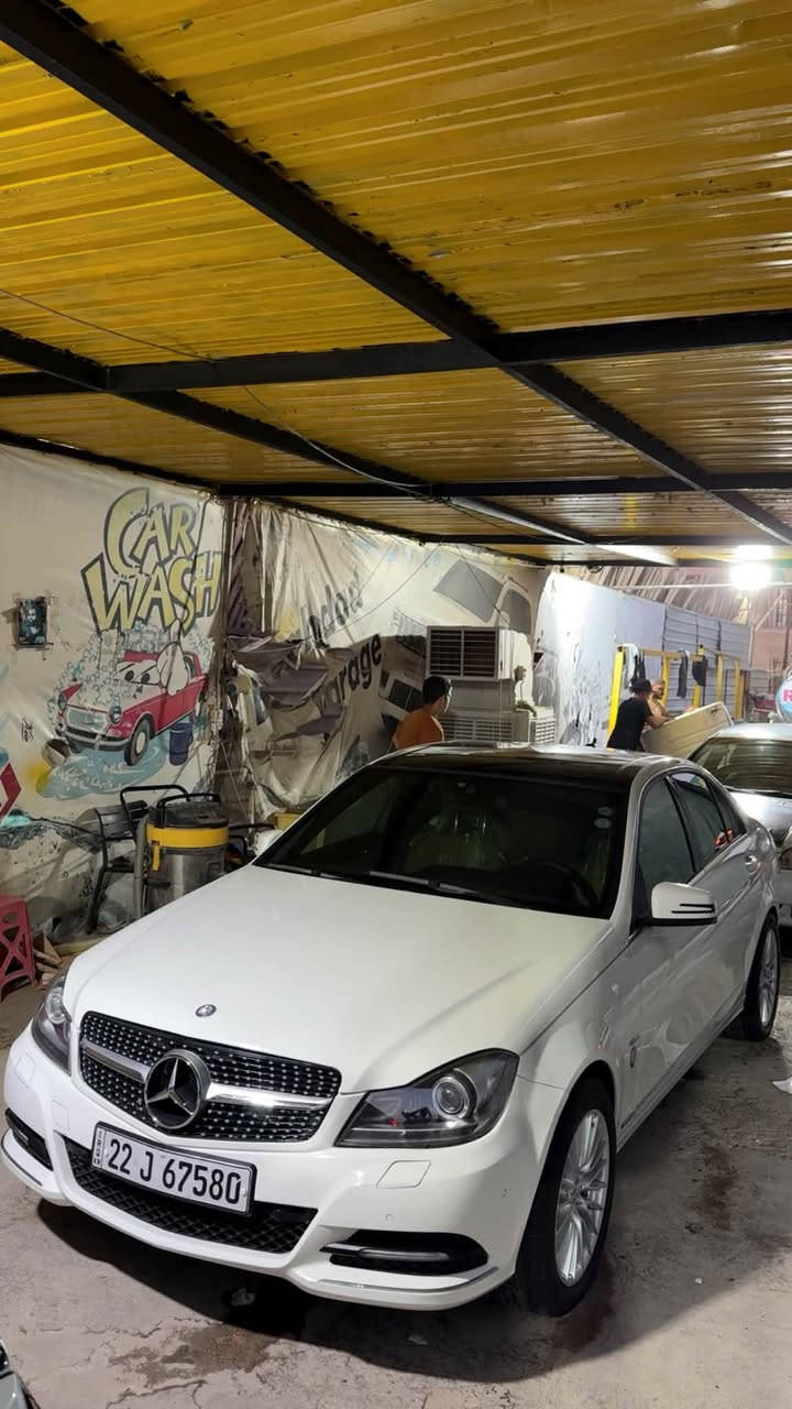 Mercedes-Benz C200 2012
-------------------------------------

#السعر : 134$ وبيه مجال بسيط

#رقم الهاتف :*********** 

#رقم السيارة : اربيل  

مكان السيارة : حله بابل 

-------------------------------------

سلام عليكم 

 للبيع  مارسيدس C200 موديل 2012 رقم اربيل سيارة خليجية   وكاله اربيل مكفولة بدون ضربة بيه صبغ قطعتين بدون دواخل سيارة فول مواصفات 

1_ بصمة تشغيل + ابواب 

2_محرك  +كير  مكفولات ⁦⚔️⁩

3_تبريد قطعتين+ثلاجة⁦❄️⁩

4_كروز سرعة🔒 

5_ داخل مشمشي بلادي ⚔️⁩

6_مراية داخلية+جانبة عاكسة ⁦🔍

7_تحكم ستيرن ⁦⚔️⁩

8_مري شفط 

9_انظمة قيادة  +سبورت + طبيعي 

10_انارة ترحيب💡 خارجية وداخلية ⁦⚔️⁩

11_شاشة اعطال

12ستيرن كهرباء  

13_ويل 17 بلادي +تخم تاير جديد   💡

14_جام اخضر ⚔️⁩ 

15_صدر امامي خلفي جديد

16_بردات خلفي 3 

17 دركة حرف D

18_لايت داينمك LED 

19_كشنات كهرباء +خزن ذاكرة 

20_بانوراما 

21_حساسات امامي خلفي 

22_كاميرا خلفية   

 

-------------------------------------
