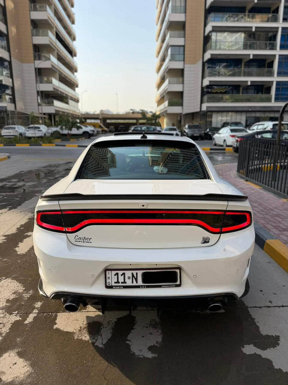 بسعر البلاش 175 ورقه بدون حادث 
جارجر 2018 سكات باك 6400 🐝
فووول مواصفات (( فتحه )) 
كير مكينه شواصي دواخل كله مكفول 
(( بدون ايرباااك )) كله سليم 
ماشيه 60 الف جدا نظيفه متحافظ عليها 
السياره داخله سرقه جاملغات اثنين + صار عندي ضربه بسيطه بين الباب والجاملغ فقط تعتبر بدون حادث السياره 
رقمها بغداد باسمي عنواني بوابه العراق 
 استوك بدون تعديلات 
***********
