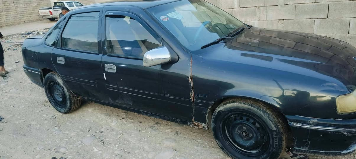 فكترا 18
محرك شرط 
وايرمنه كامل شغاله 
شرعي ماعرف وين بس شرط لا مطلوب 
سنويه ضائعه بيها واجهه سياره جاهزه 
ما بيها خيسان 
سعر 16 ورقه وبيها مجال شويه

رقم ***********
***********
