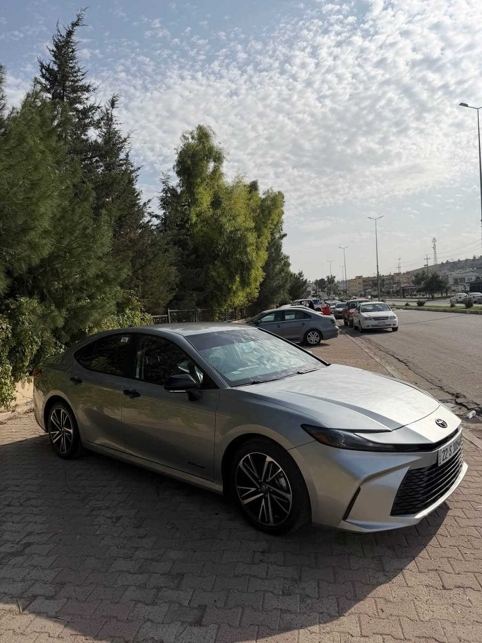 كامرى هايبرد • ٢٠٢٥ • ١٤٠٠٠ مايل