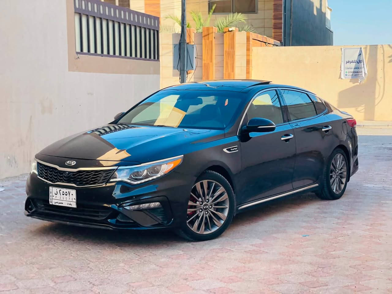 اوبتيما 2019  SXL 
فول نهائي اعلى مواصفات القفله مال المواصفات
ماشية 66 الف ميل  

وارد امريكي / حادث بسيط جداً فقط بارد بالجاملغ الامامي بدون فتح بدون دواخل بدون ايرباك فقط بارد 

رقم بغداد الماني مداور ثاني يوم 

المواصفات : 
حجم المحرك 2000 تيربو   GDI 
بصمه 
بانوراما 
اربع كامرات 
ذاكرة خزن ميموري 
تدفئة وتبريد كشنات 
رادار امامي وجانبي وخلفي 
عدسه لد بلاد عالي ناصي 
بگ لايت لد 
حساس امامي خلفي 
دبل كشن كهرباء 
تبريد قطعتين 
يدات نيكل 
ويل كب حجم 18 بلاد 
مري شفط مع ترحيب 
ستيرن حرف D مع تدفئة
وباقي المواصفات المعروفه….

جاهزة من كير ومحرك وحداديه وتخم تاير وتبريد على اخر حباية 

مكان السياره النجف الاشرف 

السعر 145 وبيها مجال  نقد فقط اعتذر عن المراوس 

للاستفسار ***********
