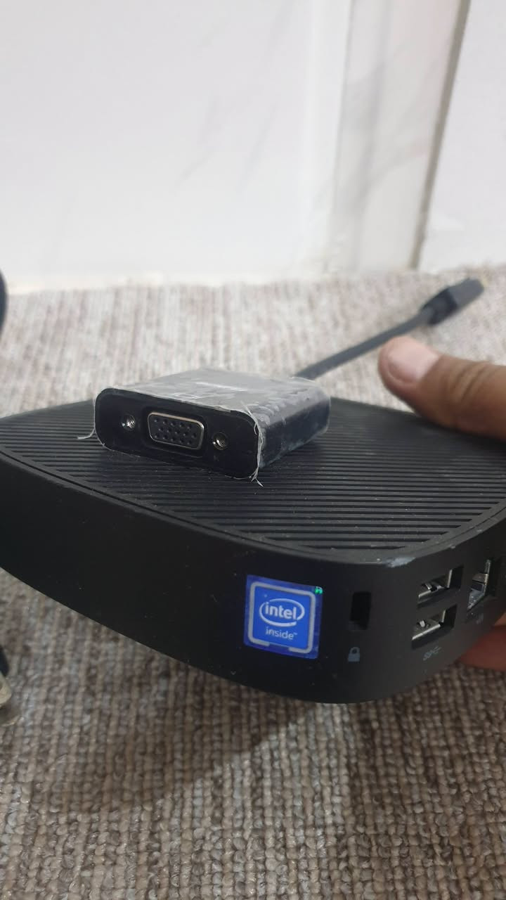 معالج سليرون هارد ٣٢كيکا ssd رام ٤ مع قطعة تحويل وية توصيل وضمان عالفحص ٦٥ الف أصلي شرق الاوسط واتس ***********
