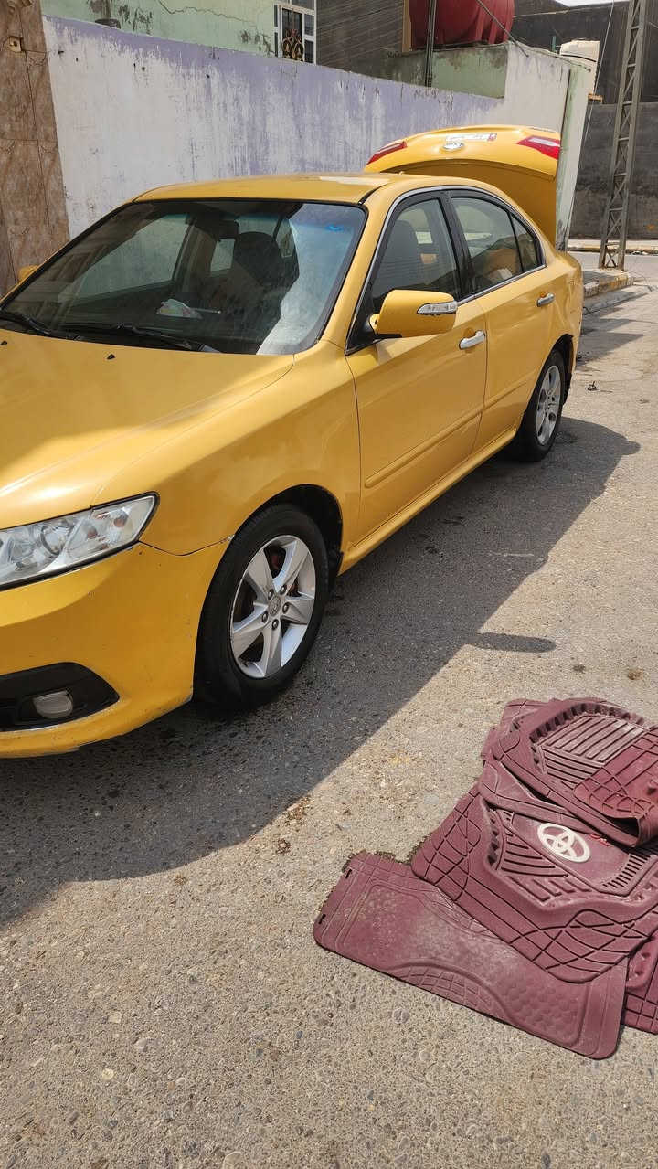 سلام عليكم اوبتيما خليجي مديل 2009سياره جاهز محرك200 كير   جديد شرط تبريد وي سويج مداور ثاني يوم مكاني سماوه سعر 85 بيه مجال ***********
