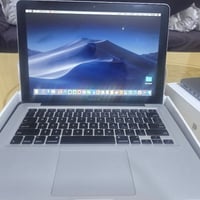 ماك بوك برو • ٢٠١٢ • غراضه كاملة