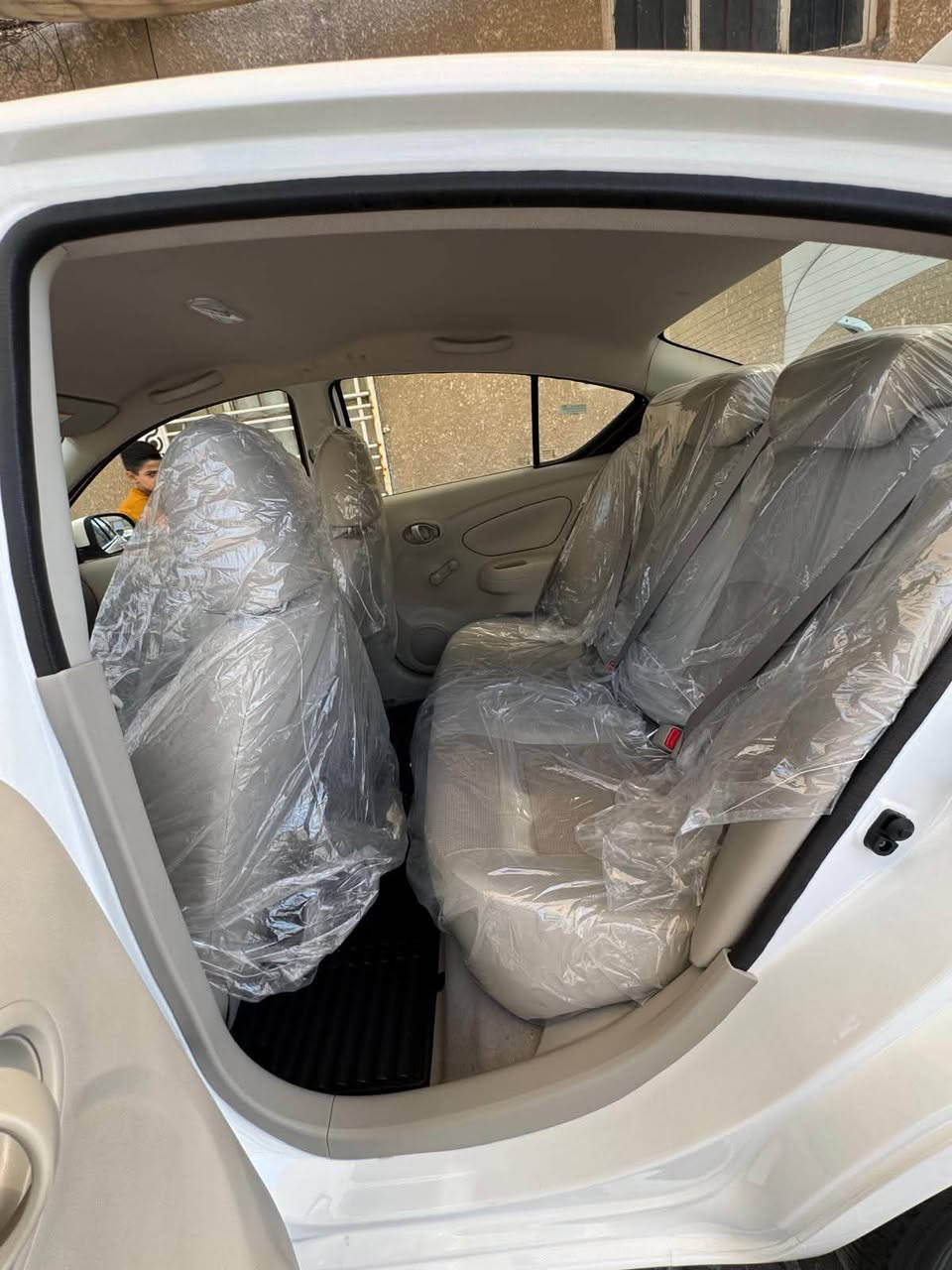Nissan sunny
موديل 2025 
زيرو ماشية 2000 ومستخدمة قليل مكفولة كفالة عامة من أي شئ مع ضمان شركة نيسان السور لمدة ثلاث سنوات أو 100000 كيلو متر والسيارة بحالة الوكالة 
السيارة مرقمة وجاهزة رقم أربيل 
الذي يحب يشتري التواصل على الرقم 

***********
