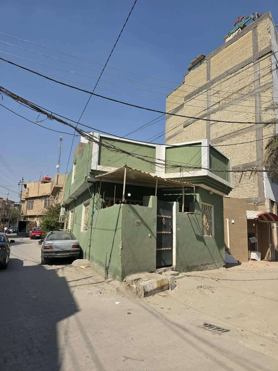 بيت سند ٢٥  مساحة ١١٠متر واجهه ٨ نزال ١٤ مربع ركن موقع كربلاء شارع جعفر الصادق خلف مقام الامام المهدي سعر المتر ٤ مليون للأستفسار اتصال علرقم ***********
