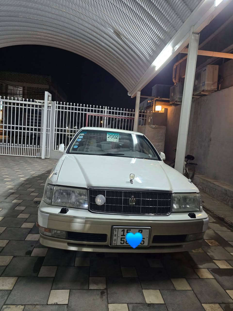 سلام عليكم
راس الثور موديل 96 
 سياره بسمي ومداور ثاني يوم
مكفوله سعر 90 وبيها مجال
