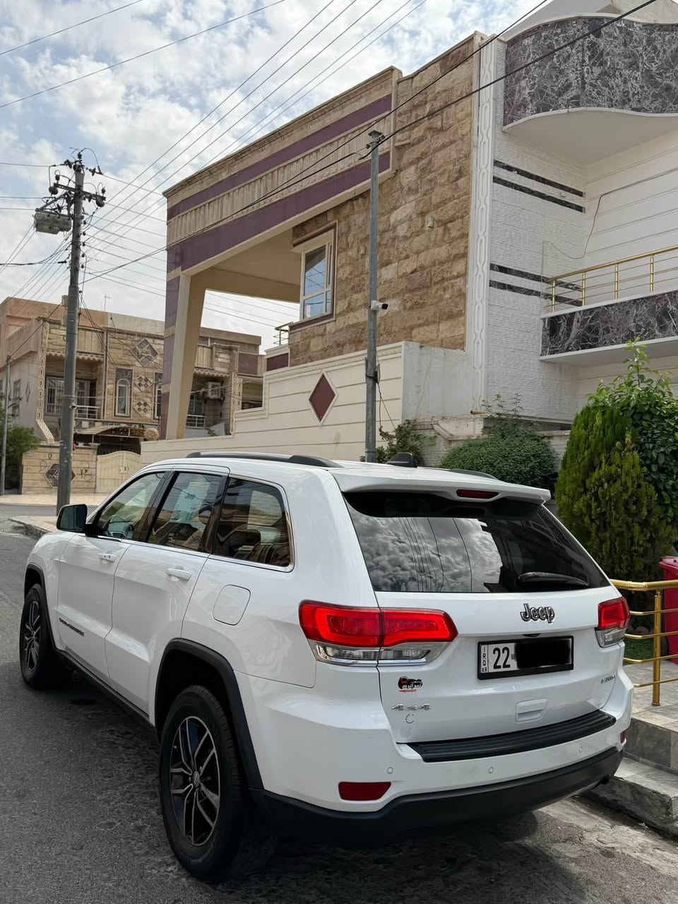 JeeP Laredo 4X4
الموديل : 2017
العداد : 120.000
المواصفات معروفة لاريدو:
بصمة
تشغيل عن بعد
دفع رباعي
رادار خلفي
كشن كهرباء
كامرة خلفية

ملاحظة : سيارة كلين تايتل داخل بشرط 
بدون صبغ حتى دعاميات بدون حالوب بدون تبديل
محرك مفتوح مبدل بساتم 14 بانزين عادي يمشي

السعر : 190$
مكان اربيل 
للاستفسار :
***********
***********
