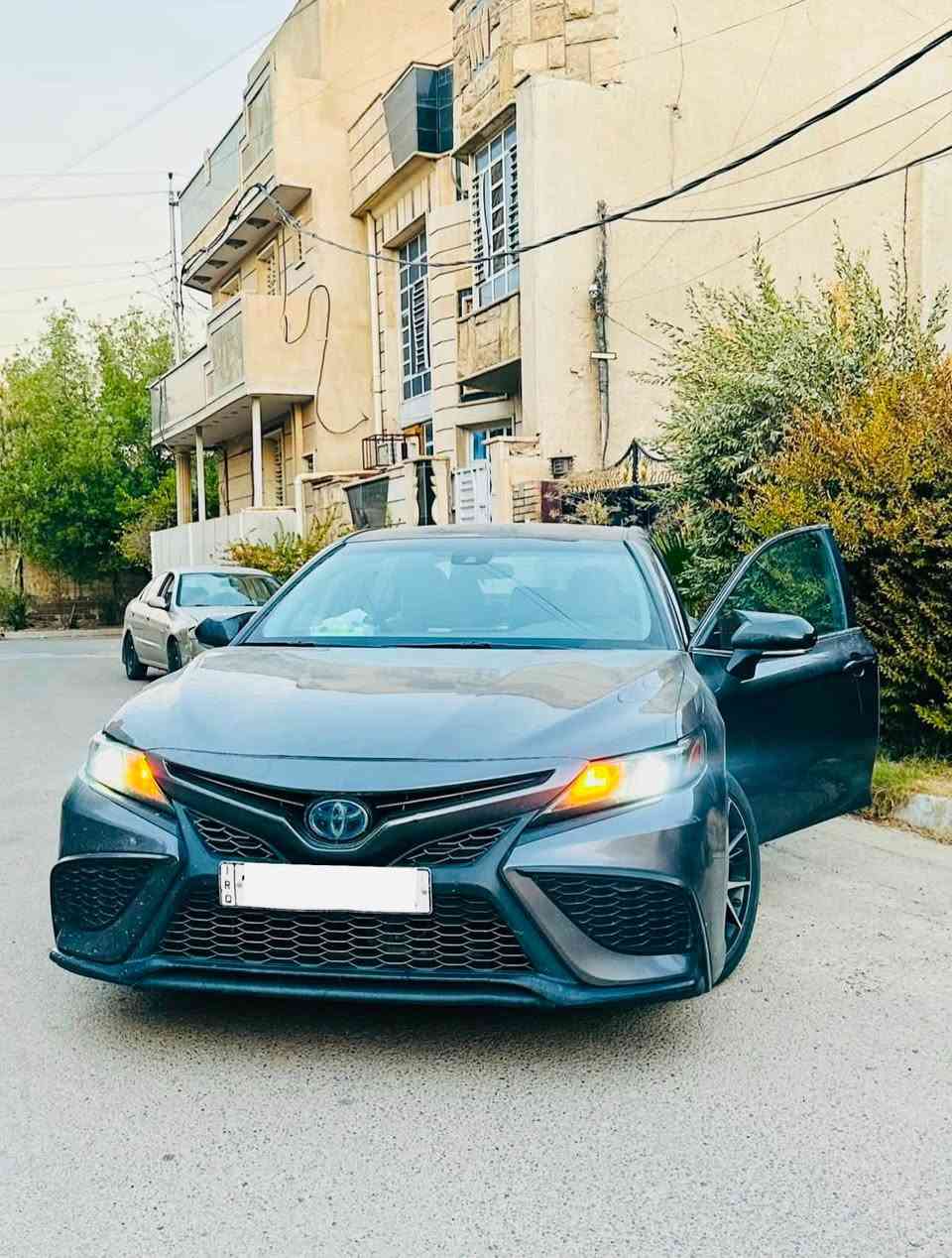السلام عليكم
كامري ٢٠٢٣ أمريكي 

فول مواصفات ماعدى الفتحة ( se )

الحادث قطعة مبدل بلادي نفس اللون وباب عكس السايق صبغ 

صور الحادث في المنشور 

سيارة كلش حلوة 

رقم بغداد 

                                           باتري جديد تخم تاير جديد 

مكان السيارة بغداد شهداء السيدية 

للتواصل الأتصال على الرقم 

***********

أو واتساب

السعر ١٩٠ وبيهه مجال بصيط

شعندك مراوس تعال خاص
