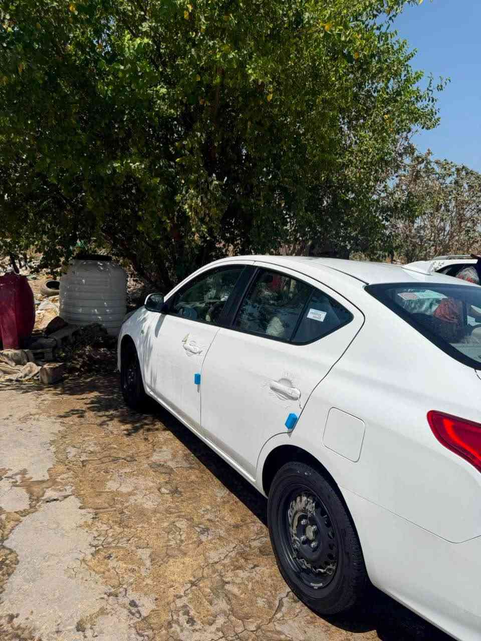 نيسان صني هندي موديل 2024
كفاله عامه بيهة بس بارد صغير ماشيه 46 الف 
السعر 120 وبيهة شويه مجال

‭***********‬ النجف, العراق

