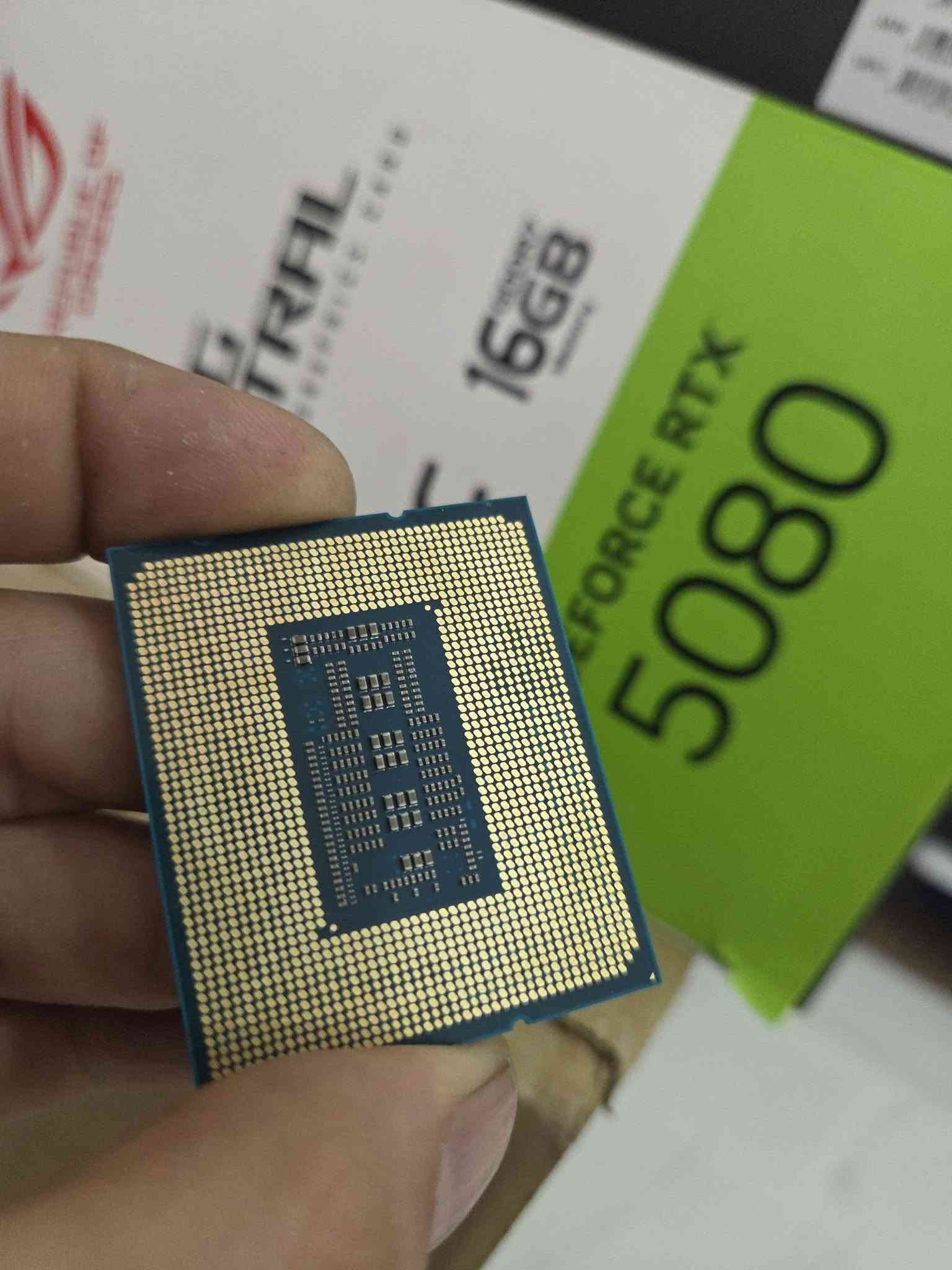 MSI Z790 • i7-14700KF • مستخدم قليل