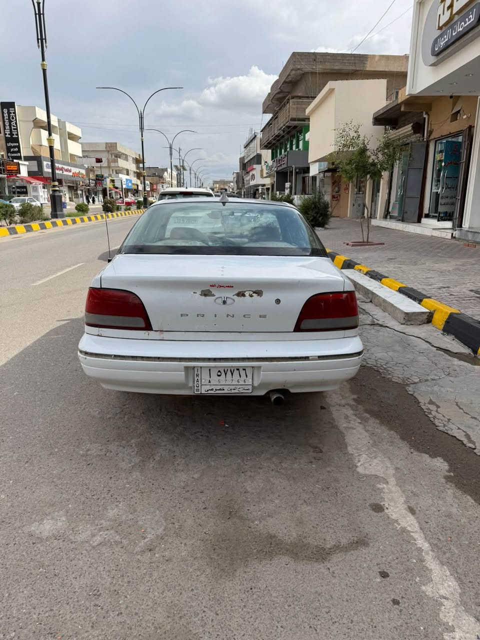 سلام عليكم
دايو للبيع
السعر 25 وبي مجال
گير عادي
رقم صلاح الدين تحويل مباشر
بدون ضربه وبدون صبغ
العنوان تكريت شارع الزهور 
***********
