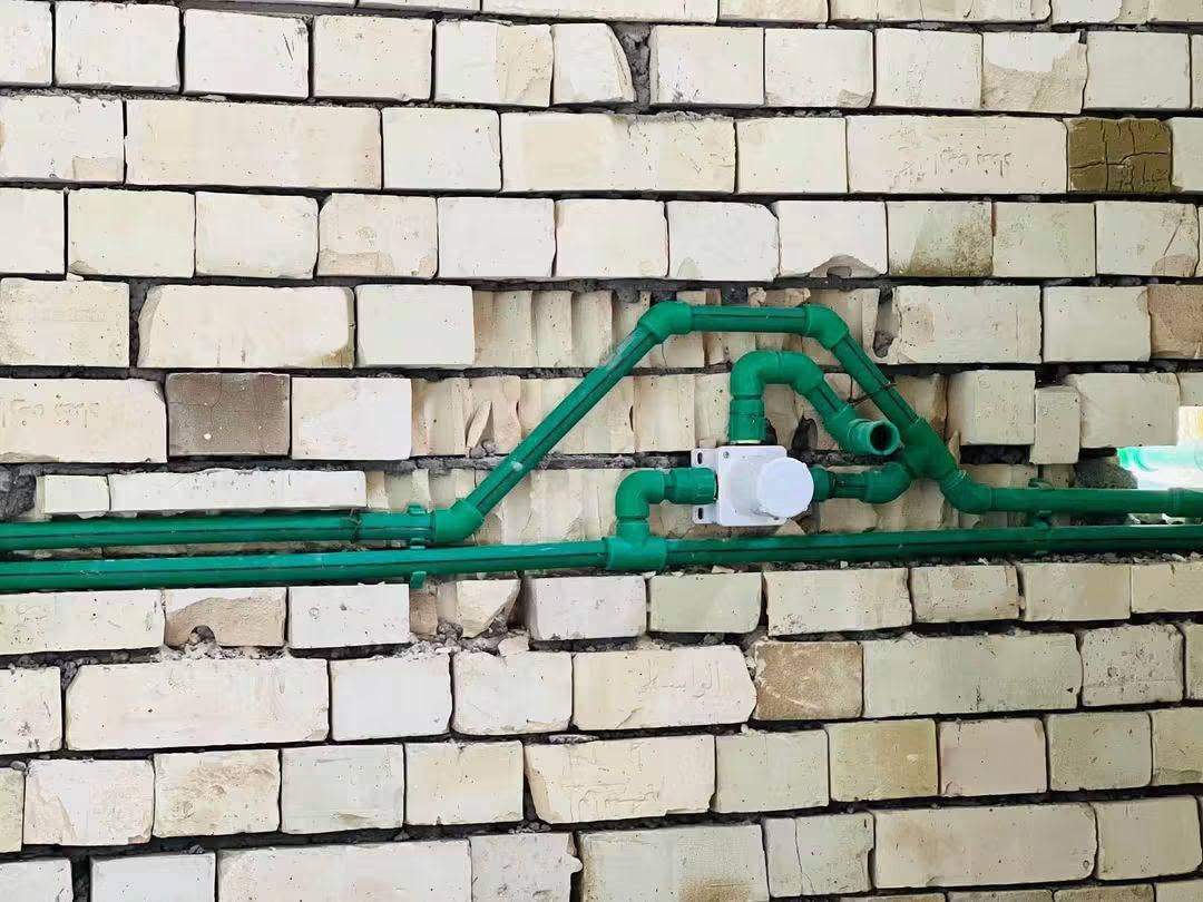 تأسيسات صحية • بوستر للصاعد • داخل البصرة والقضية