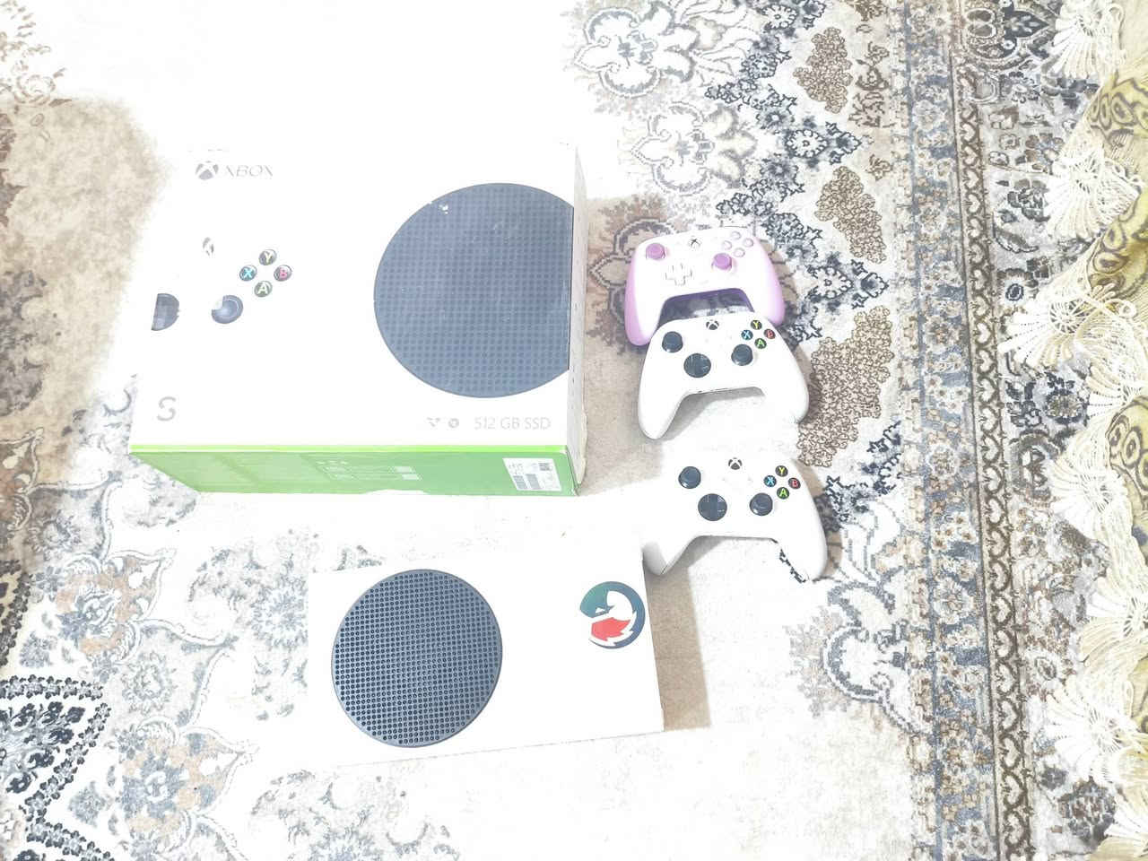 اكس بوكس سيريس اس • ٥١٢ جيجا • ٣ جوستكات
