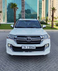 لاندكروزر • محرك V6 • ٢٠١١