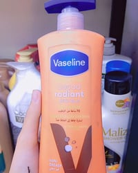 مرطب فازلين • ترطيب قوي • ٤ألوان