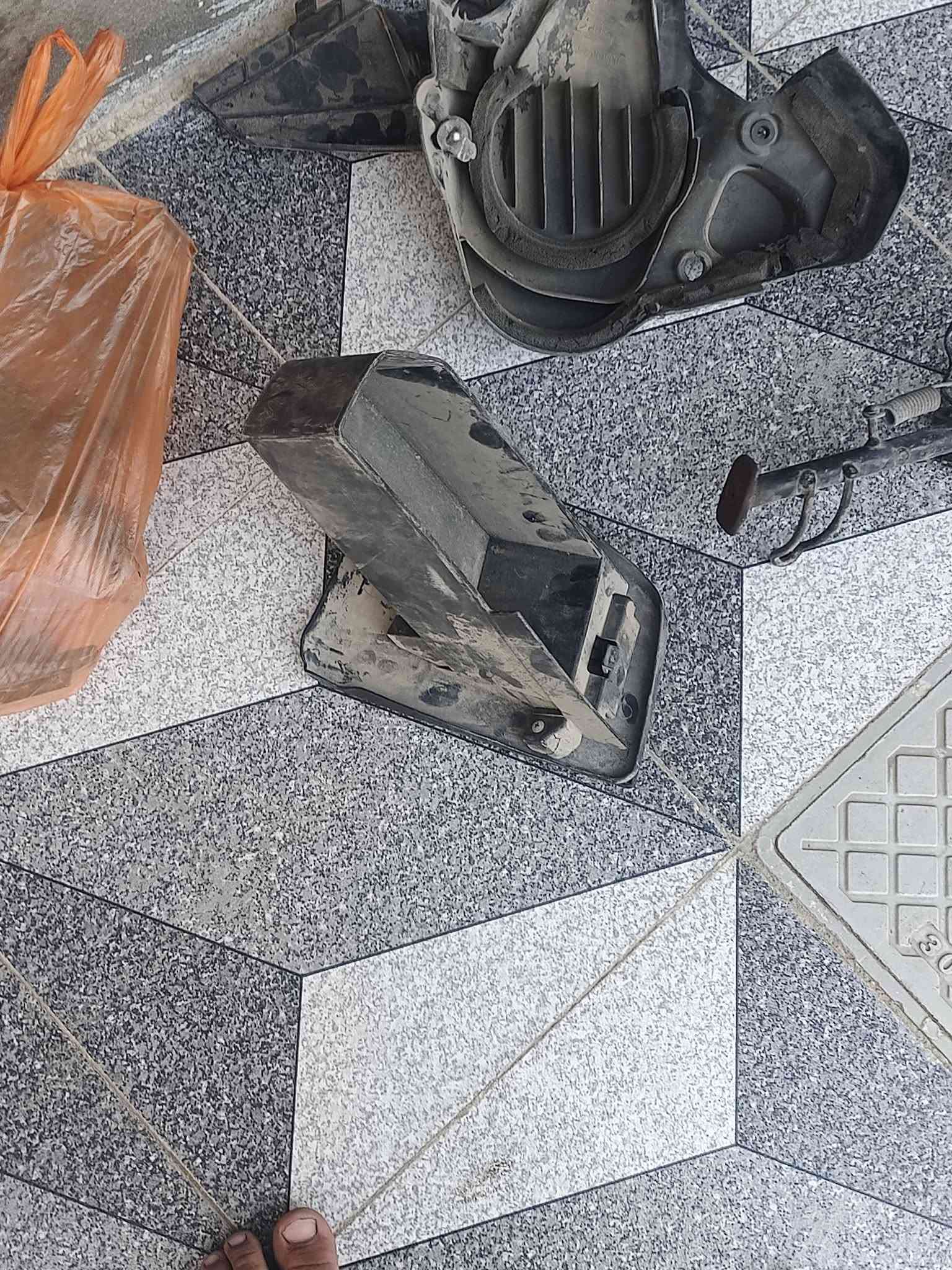 السلام عليكم غراض صفر عشره للبيع حله الرقم, ***********
