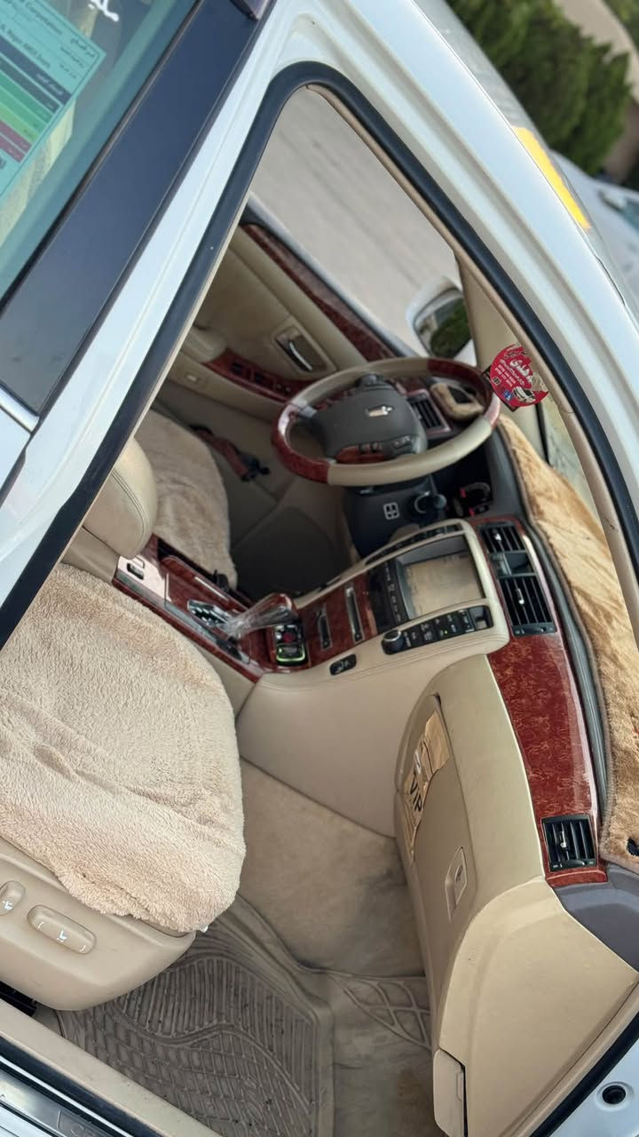 شاهینە ١٨٢
گەورە بە گەورە ٢٠٠٦
فول فول مواسەفات 
ساخ 
٣ پارچەی ئەوروپای هەیە 
کۆدی بۆ کراوە 
نمونە لە جوانی 
کامل مەسرەف کراوە 
هەتا بڵێی تونو تۆڵە
***********
