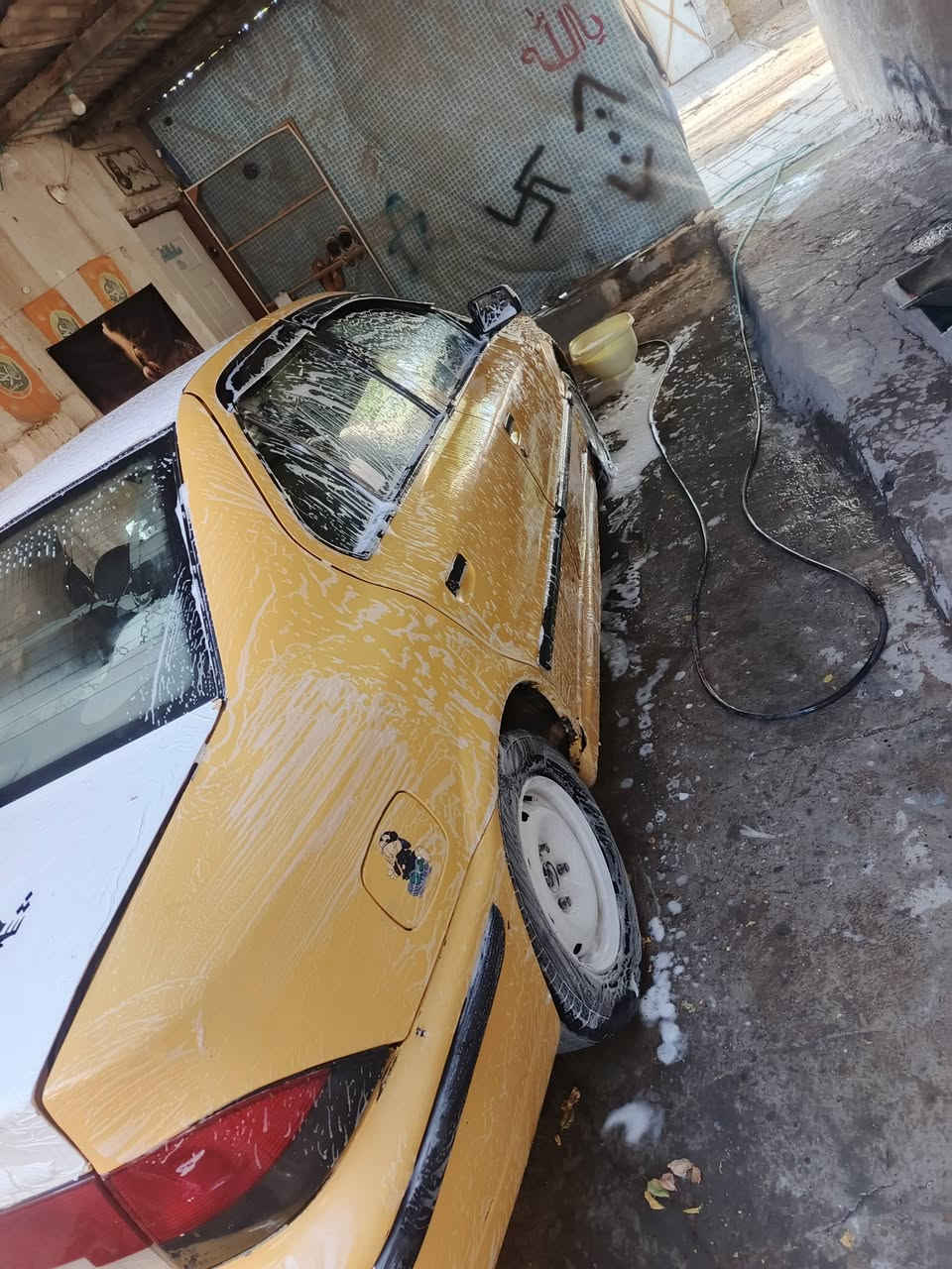 سمند للبيع موديل ٢٠١١ 
السعر ٢٤ .. وبيها مجال . العنوان بغداد التاجي 
الرقم واتس اب ***********
