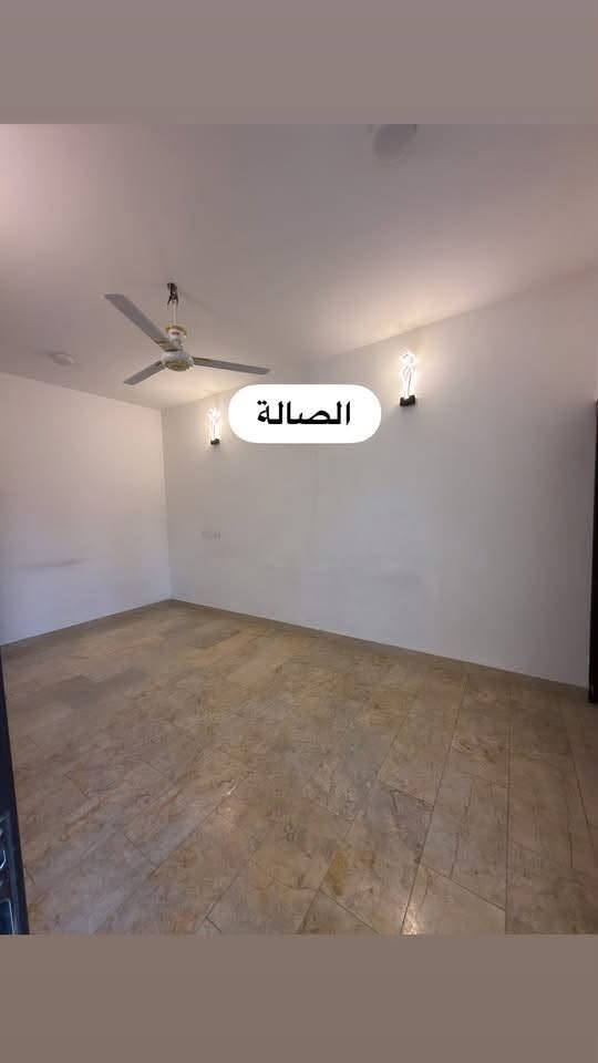دار للإيجار – اليرموك قرب بانزين خانة اليرموك

فرصة مميزة لاستئجار دار حديثة في أحد أهدأ وأرقى مواقع منطقة اليرموك.

مواصفات العقار:
📍 الموقع: اليرموك – قرب بانزين خانة اليرموك
📐 المساحة: 155 م² واجهة 5 م نزال ثلاثينات
🛏️ 4غرف اساسية + غرفة شغالة او مخزن 
🛋️ صالة 
🍽️ مطبخ
🚿 3 حمامات
بيتونة وسطحين
🏗️ بناء حديث (2022)
⚡ كهرباء خصخصة
شارع عريض وتبليط حديث

للاستفسار:
📞 ***********
