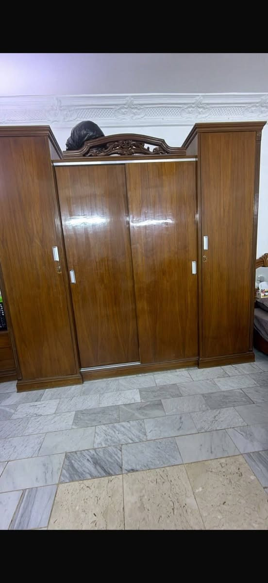 اخشاب صاب شغل درجه اولى
كنتور ٤٠٠
جربايه ٢٠٠
ميز مجرات ٦٠
***********
