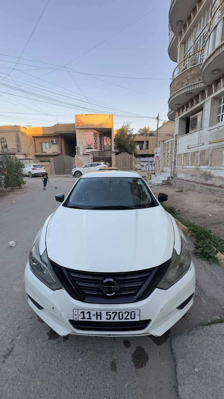 نيسان التما 2018 وارد امريكي SR سبشل ادشن فول الفول ماعدا الفتحة ماشية 95 ميل

حادثها كلش بسيط بدون ايرباك. رقم بغداد هزة وارقم جديدة بأسمي 

بصمة تشغيل وتشغيل عن بعد 

شاشة كبيرة تدعم كار بلي  وكامرا

كشنات جلد وكرسي السايق كهرباء بهن خط ازرك

كراسي الامامية تدفئة

ويل حجم 18 مال sr وتخم تاير جديد

لايتات زينون عالي وناصي وبلوجكتر 

رادار ومثبت سرعة 

شفتات ستيرن 

الداخل مطعم بكاربون فايبر 

السيارة بدون نواقص جاهزة 

مكاني بغداد حي جميلة 

السعر 122$ وبيها مجال
***********
