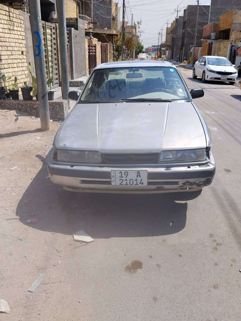 سلام عليكم مازدا ٦٢٦ موديل ١٩٩٠ بسمي كير مكينه صدر تايرات كهربائيات كلهه مضبوطه عوزهه بطانة باب تترتب الاماميات موجوده بغداد بالثعالبه السعر ٣٠ بيهه مجال او مراوس ***********
