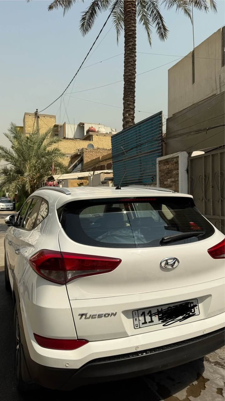 السلام عليكم توسان 17 خليجي باسمي 
سياره نظيفه مواصفات تبريد قطعتين حساسات تحكم ستيرن اشاير بلمري مري شفط رقم بغداد ... سياره بيه قطعتين 
مكاني بغداد 
السعر 153 وبيه مجال 
للاستفسار *********** بغداد, العراق
