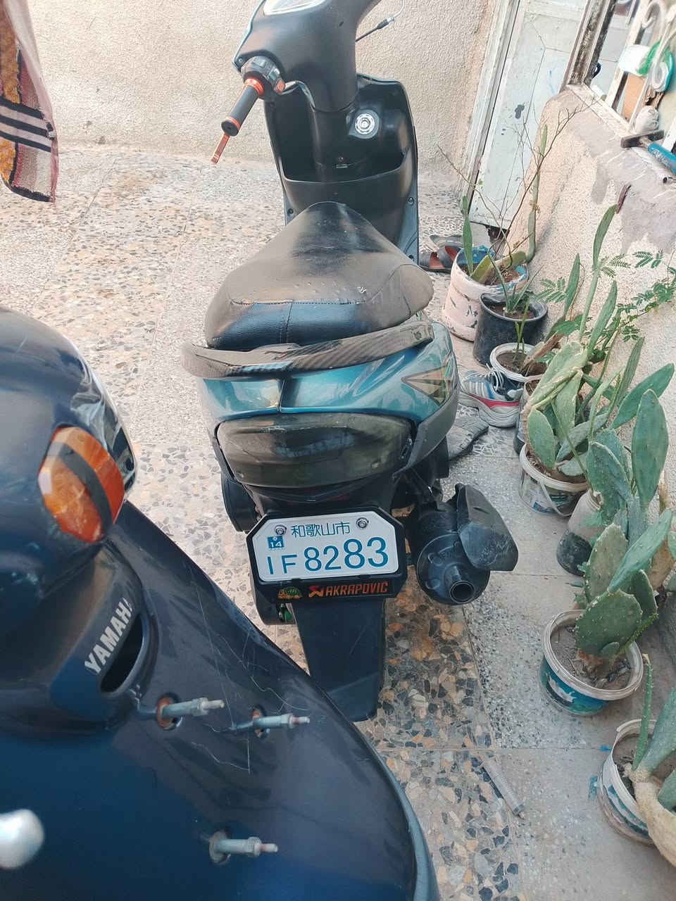 درجة ماكس وبطه مفتوحات مره وحده نظيفات شغلت كلشي بيهن بس عوزهن بتريات الماكس 400والبطه 250وبيهن مجال حك الجيه كربلاء ***********
