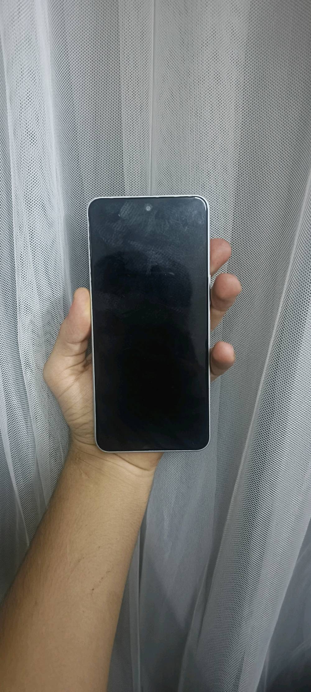 سلام عليكم مبايل تكنو بوفا 7 الترا جهاز نضيف كلش وصارله 10 اشهر فقط  تجي وشوف وتفخص حبيبي الذاكرة 256 االمبايل 400 وبي مجال بسيط حك الجية العنوان بغداد الضباط شارع الكاشي الاستفسار 7004903921