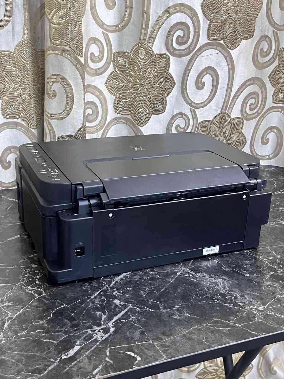 Canon g3410 ملونة
طابعة ملونة ما مستخدمة فقط طالعة من الكارتونة ومعبيها الحبر الاسود ومفرغيها ، جديدة ونظيفة

بيها وايفاي

تربط على الموبايل

(A4, A5, B5, Letter Legal ) تطبع جميع انواع الورق

الأبعاد: 445 × 330 × 163 ملم

دقة الطباعة: حتى 4800 x 1200 نقطة في البوصة

السعر 235 الف وبيها مجال بسيط

مكاني كربلاء حي البلديات خلف المخازن

رقمي *********** موجود واتساب هم

توصيل ماعندي
