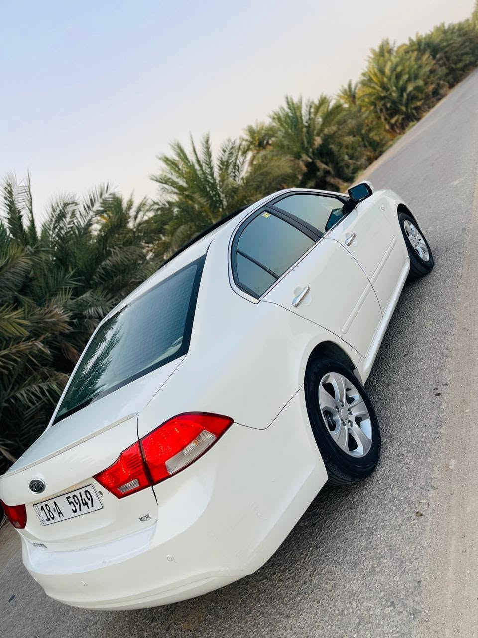 السلام عليكم... 
للبيع كيا اوبتما جديده جدااااا
ماشيه 185 عل فحص شرط
محرك 2000 دوووش بشرط مامفتوح كير محرك حداديه تخم تاير تبريد تدفئة سنويه لغايه 2031 مشروع وطني بابل السياره برغي نقص ما بيها شرط زنجار مابيها السعر 114 وبيها مجال السياره بيها قطعتين أثر شخط بدون فتح تبديل فقط صبغ 
***********
