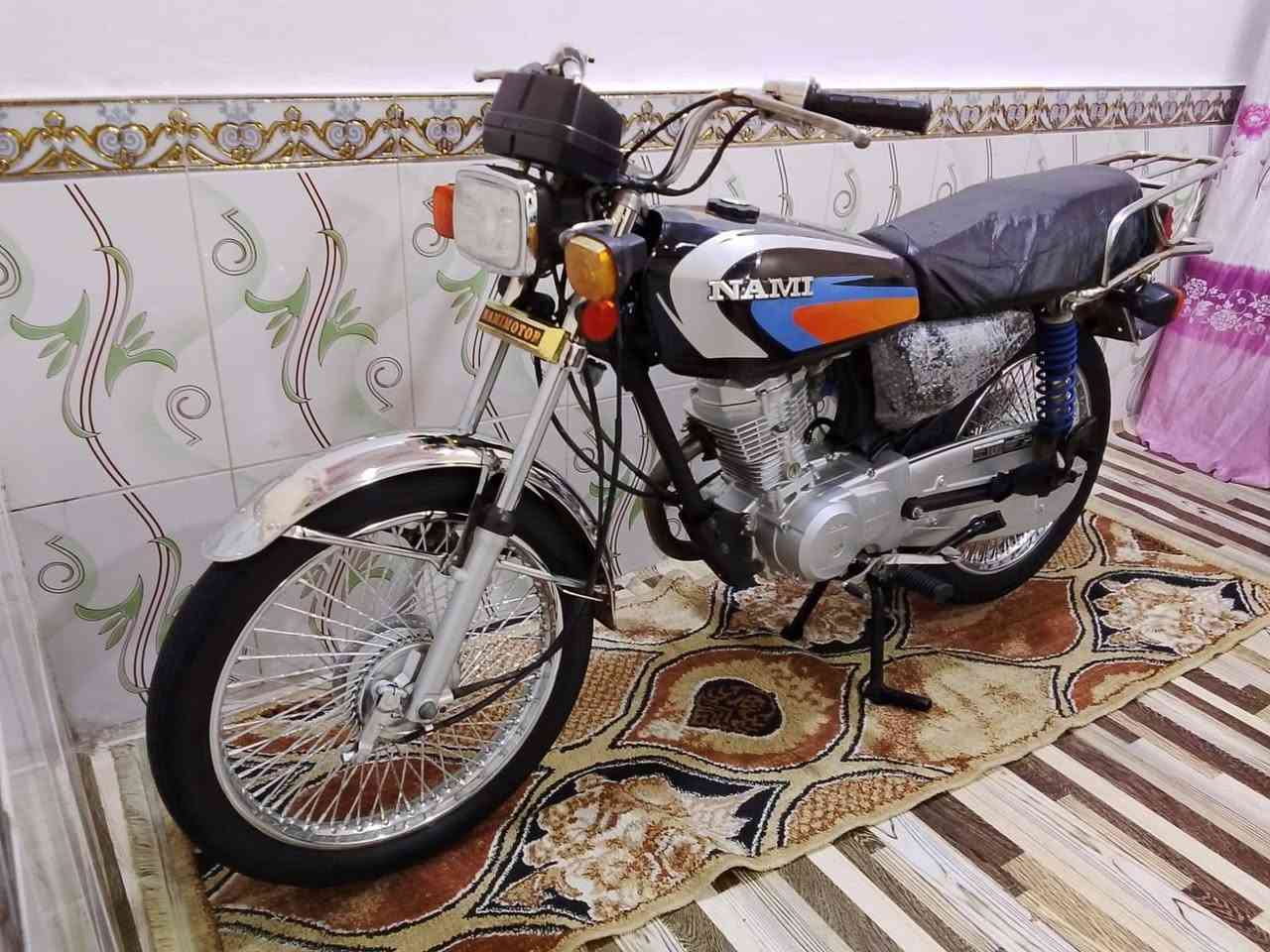 السلام عليكم دراجه موديل 2021 طالعه بال 22 اوراق اصليه السعر 850 وبيها مجال بصره وهذا رقمي في واتساب ***********
