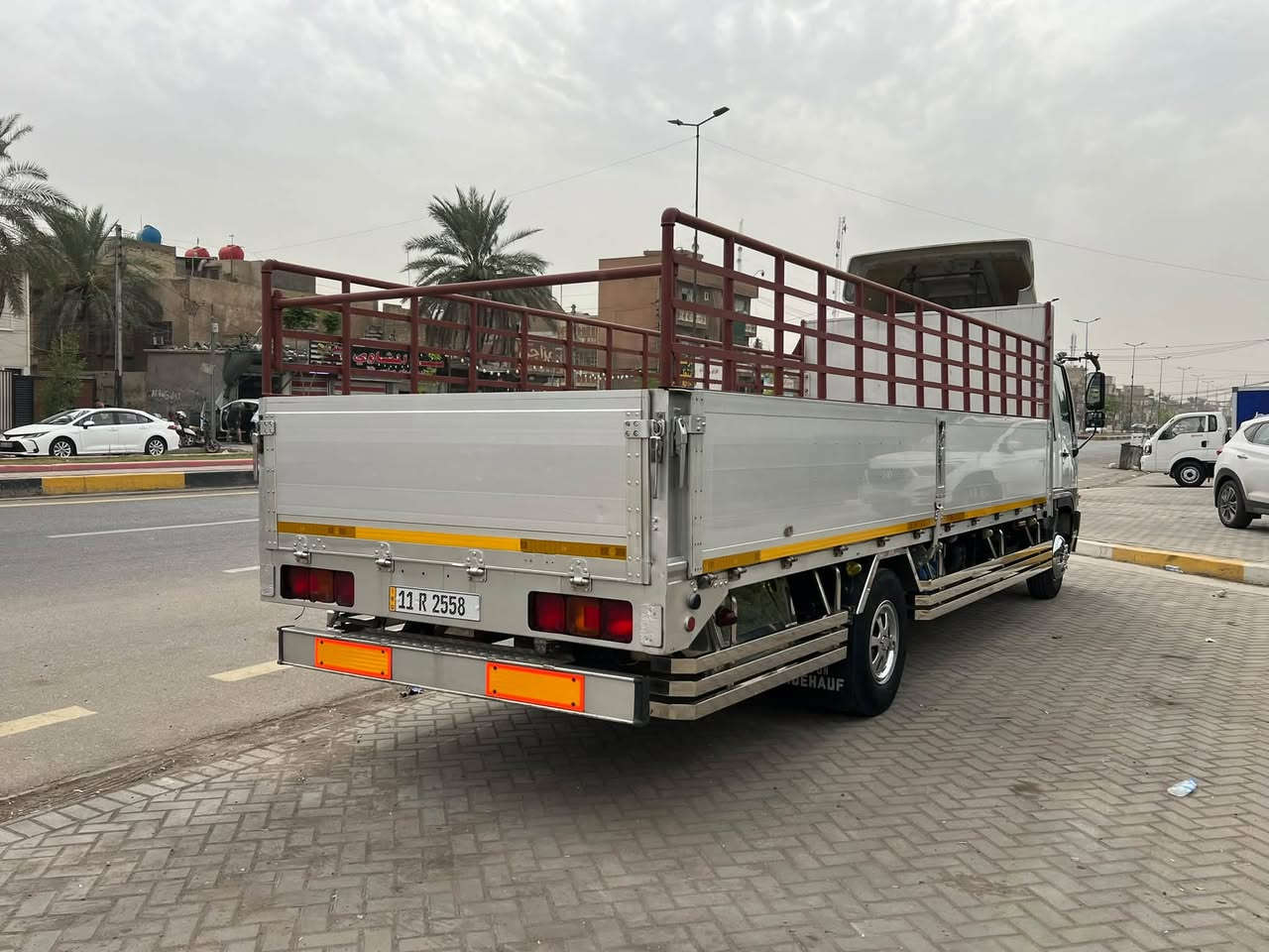 هينو • موديل ١٩٩٩ • ٦ وربع
