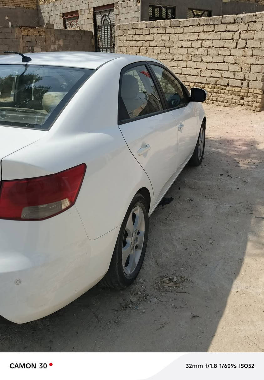 كيا سيراتو للبيع موديل 2010 مكفوله السعر 105 وبيها مجال بسيط حك الجيه
الرقم للتواصل ***********
