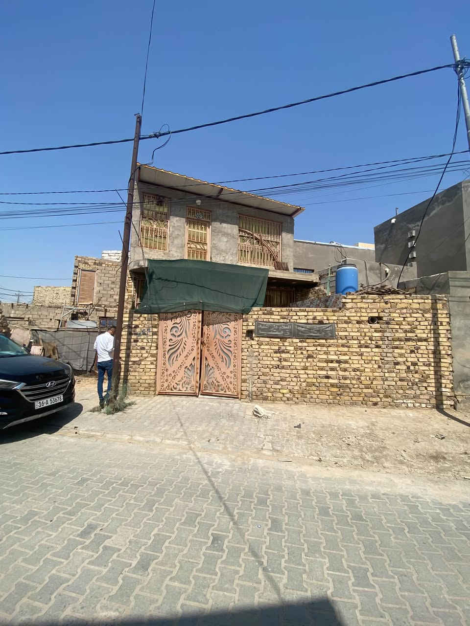 🏠 بيت للبيع – 110 متر

📍 الموقع: الفرع العيساوي، خلف بانزينخانة الشموس، يبعد عن الشارع العام حوالي 100 متر.

🏡 الطابق الأول:
• غرفة نوم
• صالة
• استقبال
• مطبخ

🏠 الطابق الثاني:
• غرفتان نوم

📞 للاستفسار والتواصل:
***********
***********
واتساب متوفر على الأرقام أعلاه.

🏢 مكتب المحيط لبيع وشراء العقار – الديوانية
