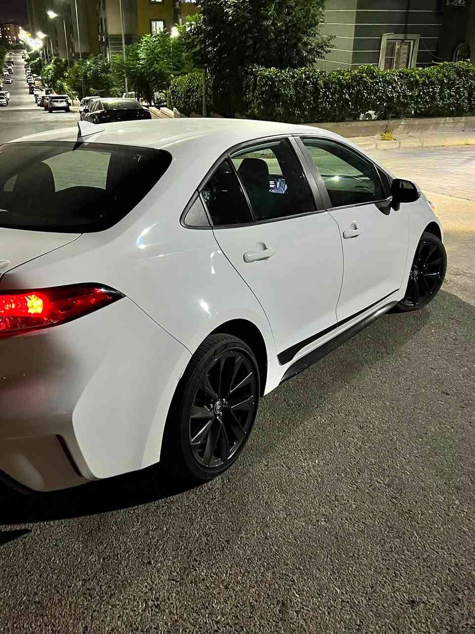 � للبيع | Toyota Corolla SE 2024 🇺🇸 Clean Title
✔️ وارد أمريكي Clean Title
✔️ فئة SE الرياضية
✔️ ماشية 41 ألف ميل فقط
✔️ بصمة وتشغيل ذكي
✔️ رادار أمامي + مثبت سرعة راداري + Lane Assist
✔️ كاميرا خلفية + شاشة + Apple CarPlay
✔️ LED + جنوط رياضية سود
✔️ اقتصادية جداً بالوقود
✔️ سيارة نظيفة جداً وجاهزة، ما تحتاج أي صرف.

📍تترقم أربيل ودهوك
السعر : ١٦٢ ورقة وبيها مجال بسيط 
رقم الهاتف ***********
واتس اب ***********
