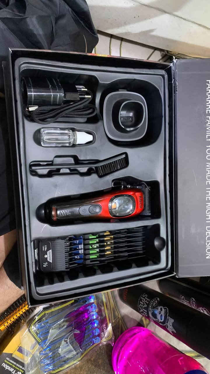 ✂️ للبيع مكينه فراري روك — أداء قوي بالحلاقة والتدريج
⚡ ملف نحاس
🌡️ ما تحمى حتى ويا الاستخدام
💈 سريعة وقوية بالشغل
🕐 مستخدمة فقط 4 أيام وحالتها ممتازة جداً
📦 الكارتون موجود وكامل ملحقاتها
💰 السعر: 80 ألف دينار فقط
*********** 
وتساب
