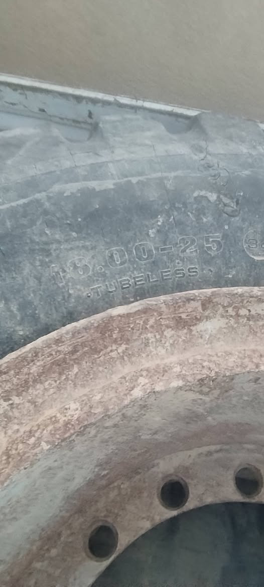 تاير ٢٥/١٨ • نضيف حيل • جوبلس