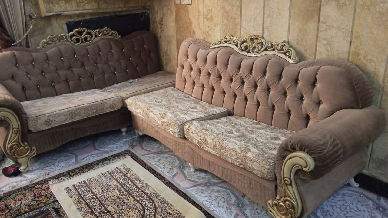 قنفات للبيع نضيفات اسعر ١٦٠ اتصل على هذا الرقم ***********
