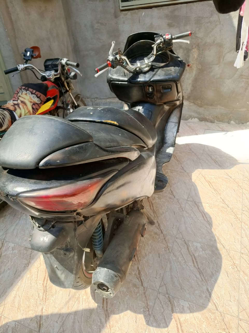 سلام عليكم دراجه فورزا للبيع
سعره 750 وبيه مجال رقمي *********** موجود واتساب

