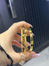 سیت • بزمار • کارتێر