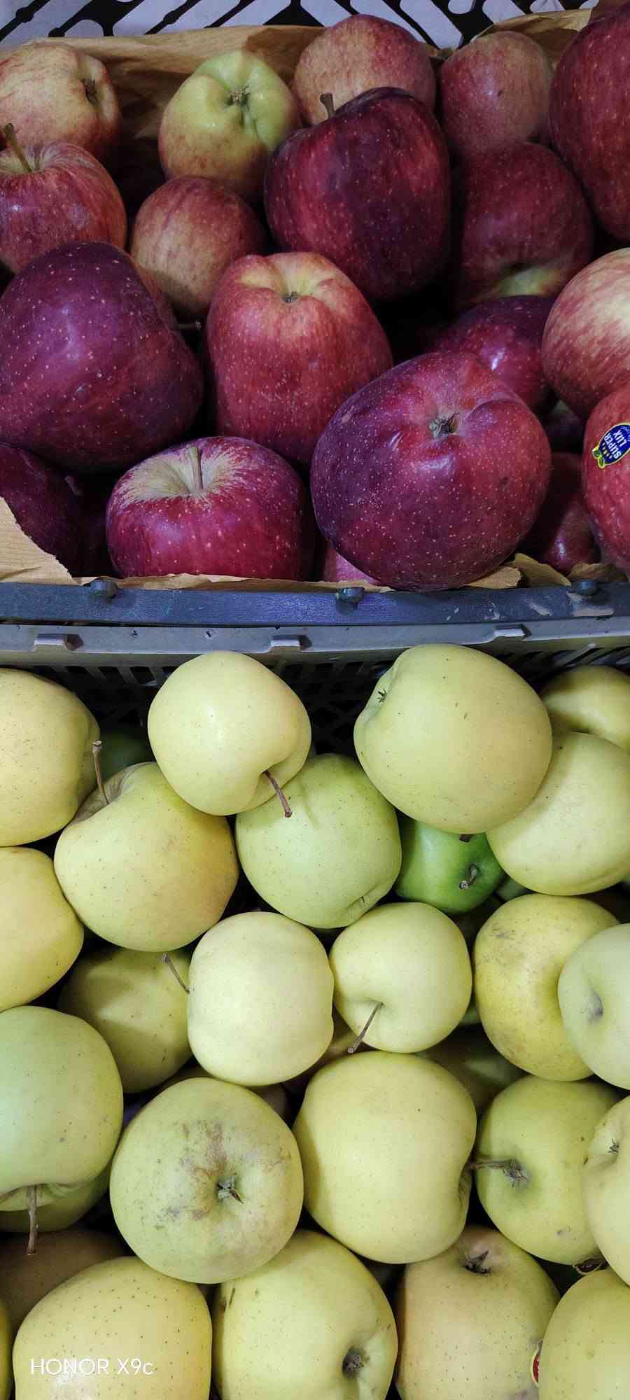 خضرة وفواكه • طازج • تشكيلة واسعة