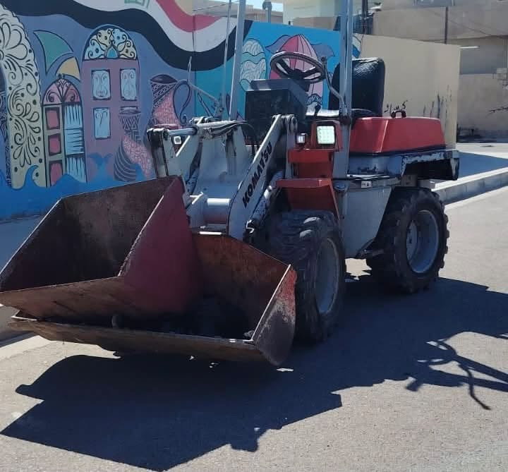 السلام عليكم.
شفل كوماتسو للبيع حجم 20 
  4X4 موديل 2002 
 بدون رقم ادوات
محرك ينمر 3 بستم
مكفول مامفتوح برغي لمحرك ولكير والاكسلات والمضخة شرط ع وضع شركة 
محرك بي بخار شرط بدون صرف
ويا كيلة ثانية للخباطة
كهربائيات كاملة
عنوان موصل 
سعر 83$ ورقة قفل
للاستفسار اتصال عل رقم او واتساب 
رقم *********** واتساب
***********
