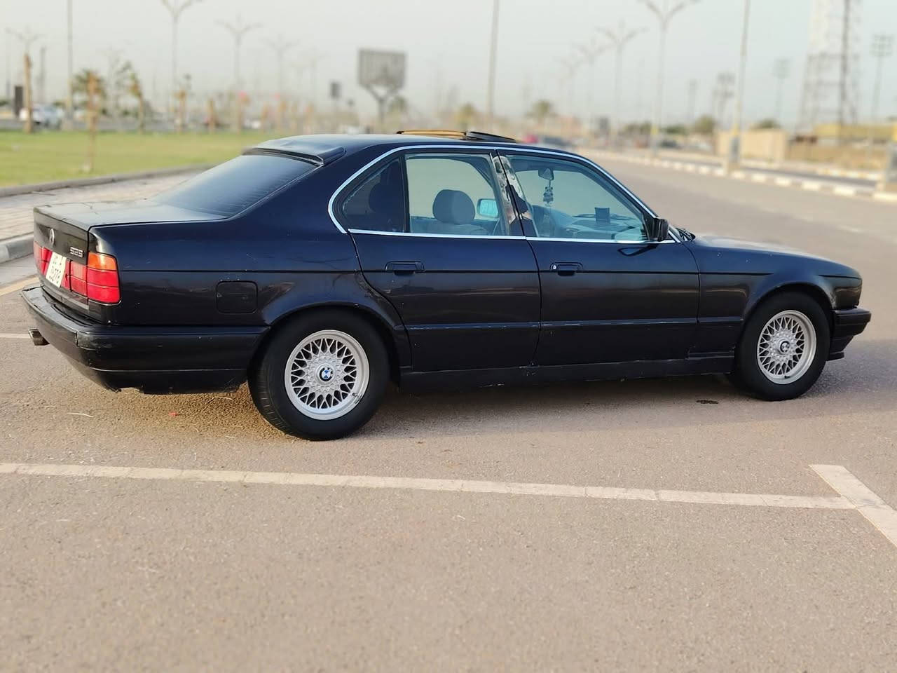 1991مسكر فانوس 525 أصل سنويه وبليته مكينه وكير حاويه شرط صار يوميه من شادهن تخم تاير جديد تبريد ثلج وي السويج منظومة راديتر جديده صدر امامي وخلفي جديد رقم إنكليزي تحويل ثاني يوم مكاني النجف السعر 48 ,, واتساب ***********
