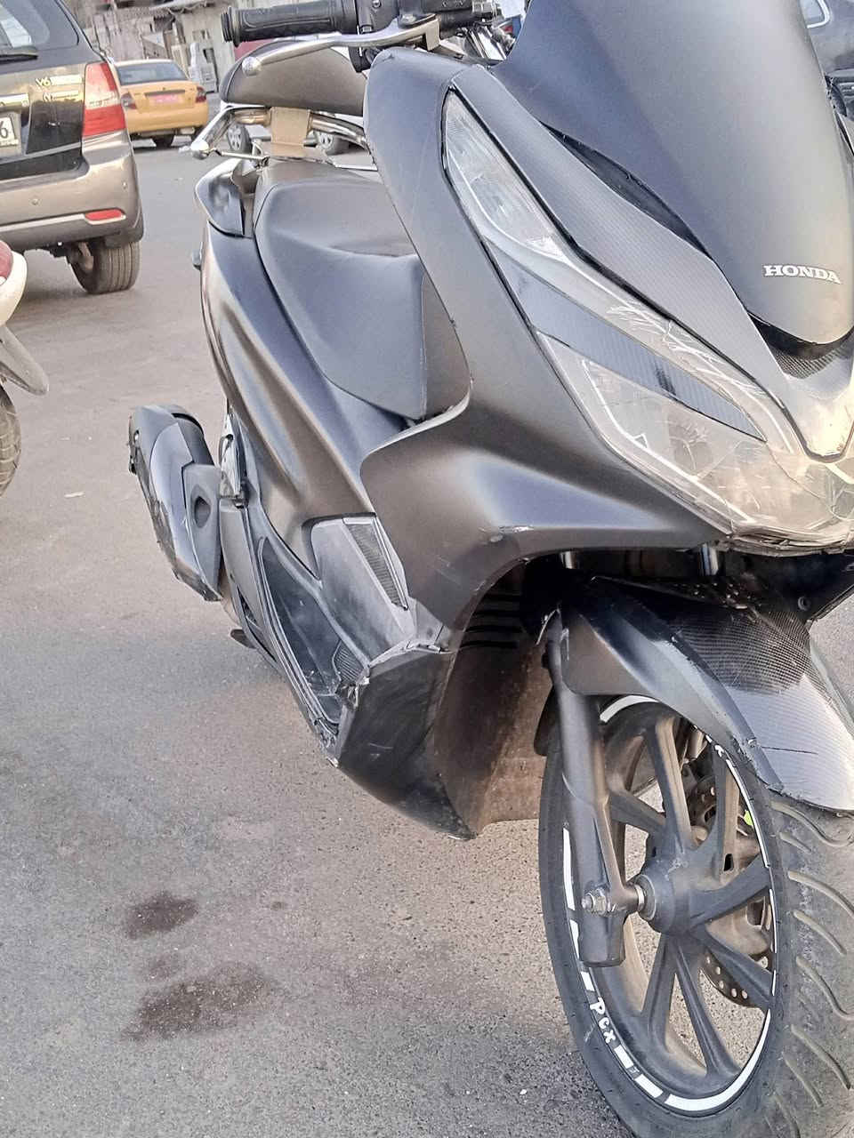 دراجة Honda PCX (الجيل الثالث) موديل 2023 وارد كوري، بحالة ممتازة وجاهزة للاستخدام 🛵✨المواصفات والتفاصيل:الموديل: 2023 (الجيل الثالث)الوارد: كوري 🇰🇷الحالة: نظيفة جداً وبحالة ممتازةالسعر: مليون و 450 ألف دينار عراقي (1,450,000 د.ع) 💰📍 الموقع: بغداد - البلديات📞 للتواصل والاستفسار: ***********
