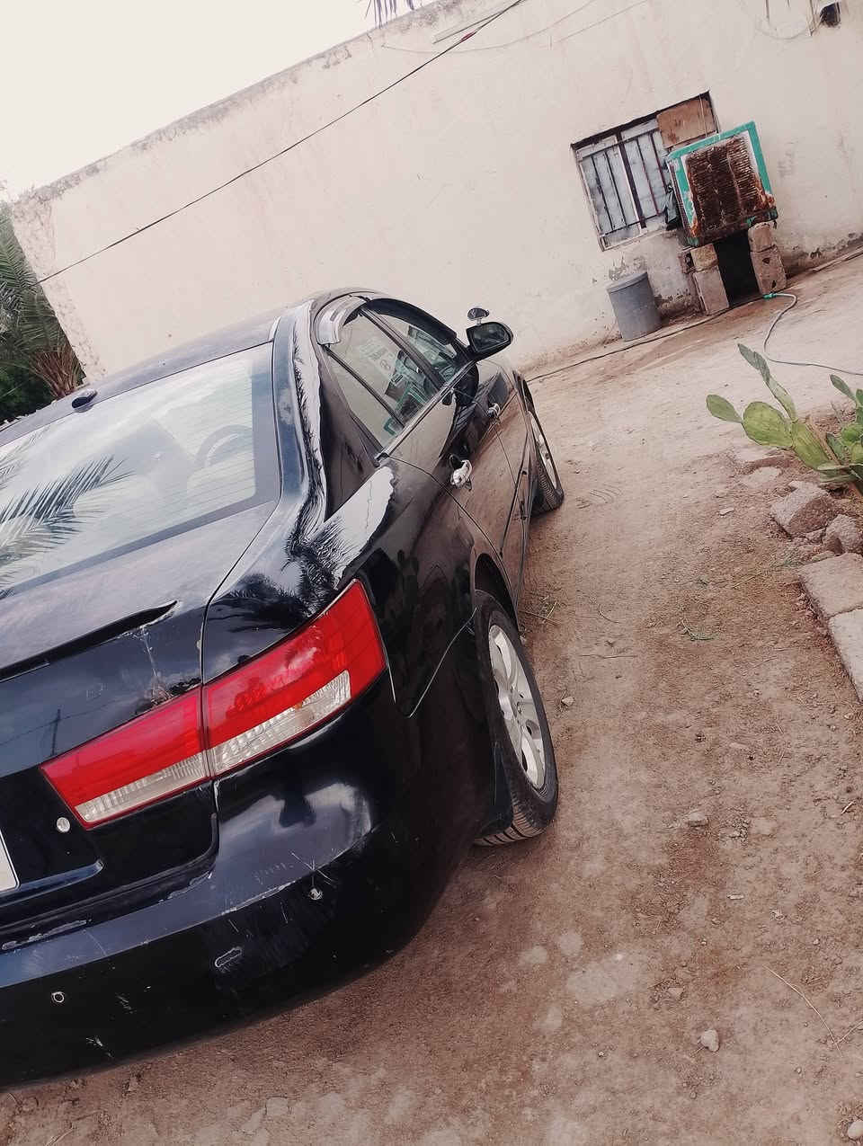سلام عليكم سياره سوناته وارد امريكي مكينه 2400 سياره خير من الله مكان سياره واسط الزبيديه سعر 103 وبيه مجال *********** سونار موجود ويه الصور
