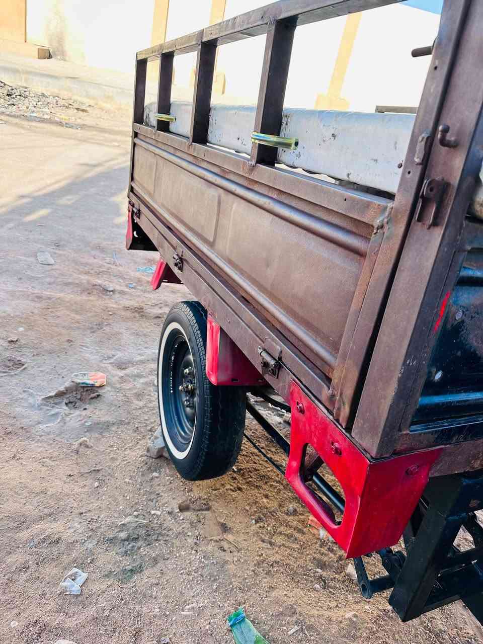 ستوته للبيع اواراقه ضايعه مديل 20 الستوته خير من الله كهربائياته كله شغاله اليريده ينتصل على هذا الرقم وبي خير ويدلل ***********
