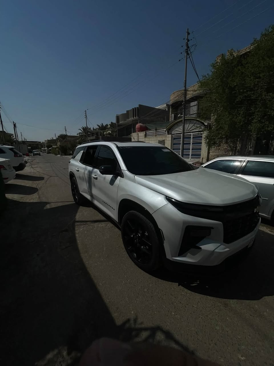 السلام عليكم شوفرليت ترافيلس
2024فئه rs اعلى فئة فول مواصفات 

ماشية 16الف فقط مرقمة شهداء ميسان 

السعر 240وببها مجال قليل 

رجاءً رجاءً المو شراي لا يراسل 

***********

نص مكتوب في الصور:
- 7956632205