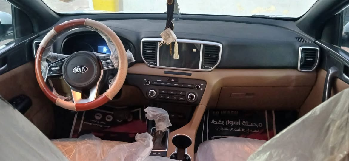 اسلام عليكم
سبورتج ٢١ خليجي 

رقم بغداد دوالي 

ماشيه 77الف 

على وضع الشركة السيارة 

بيه فقط شبر صبغ 

المكان بغداد 

 السعر 190 وبيه مجال قليل 

لاستفسار ***********
